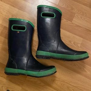Kids Bog Rainboots - Size 6 - Used good condition.